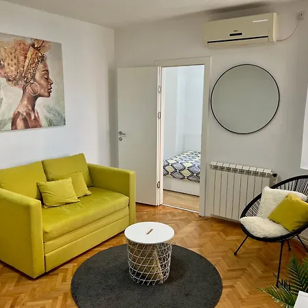 Appartamento Cozy In Downtown Belgrado